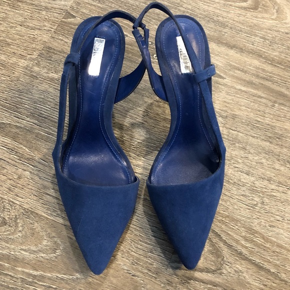 SCHUTZ Shoes - Pointed Toe Sling-Backs